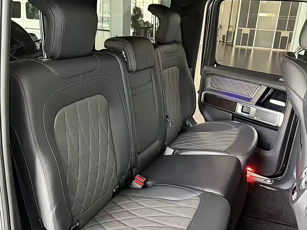 Mercedes-Benz G-Class 2024 — фото 13