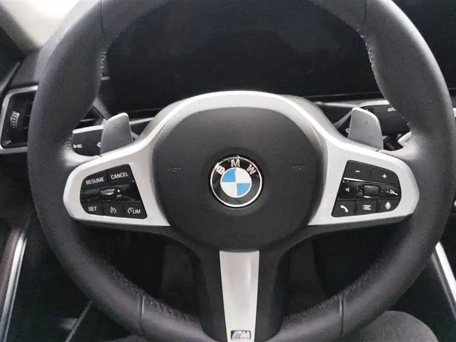 BMW 3 Series 2024 — фото 15