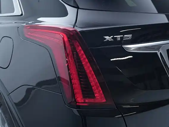Cadillac XT5 2020 — фото 10