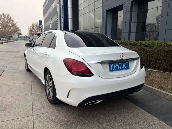 Mercedes-Benz C-Class 2019