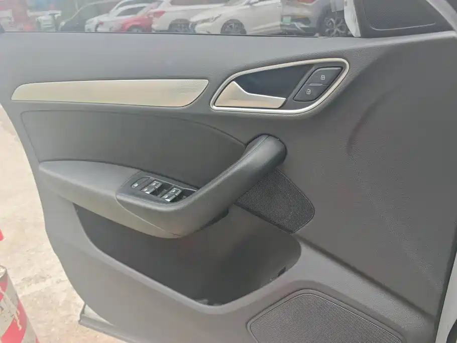 Audi Q3 2017