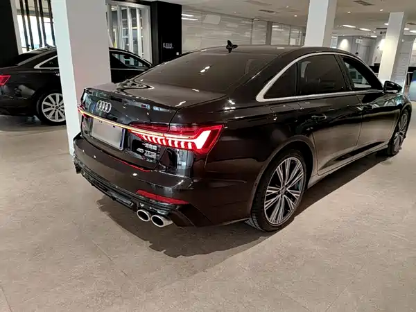 Audi A6L 2025