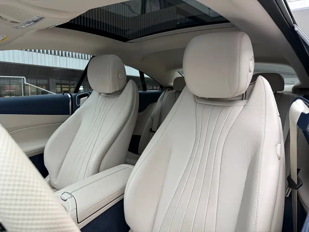 Mercedes-Benz E-Class 2023 — фото 17