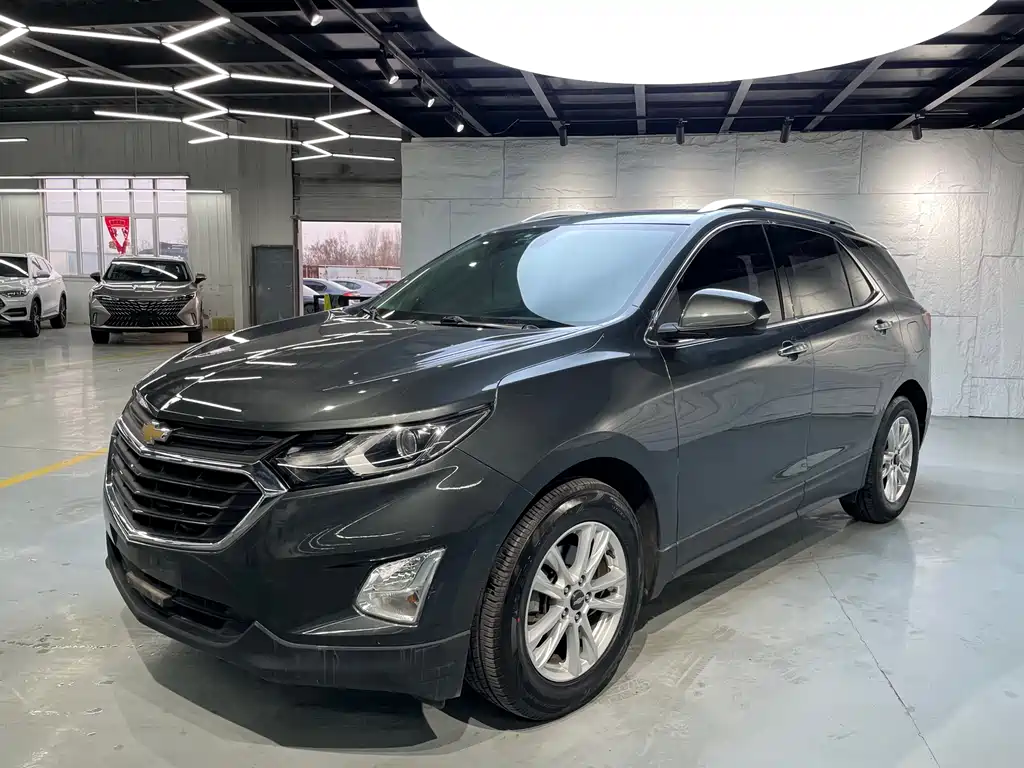 Chevrolet Equinox 2018 — фото 1