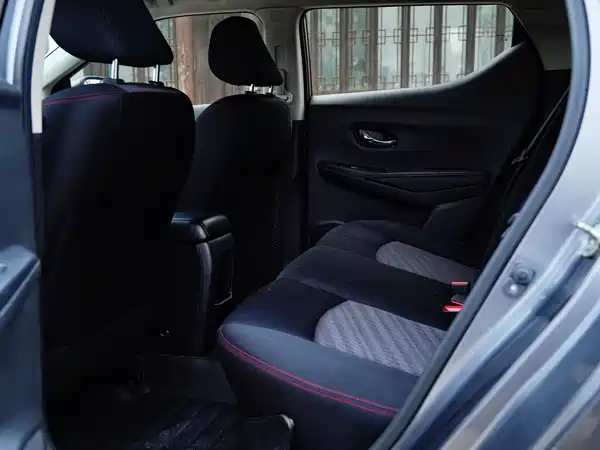 Nissan Bluebird 2016