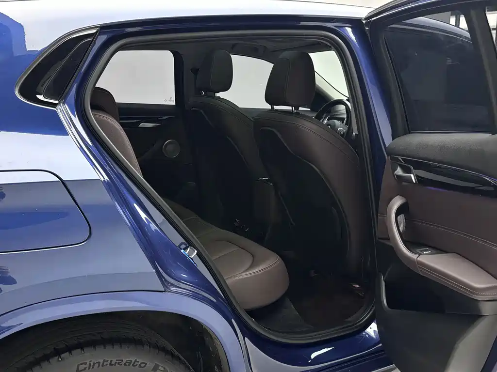 BMW X2 2022 — фото 14