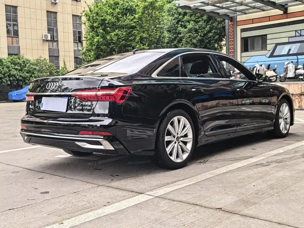 Audi A6L 2024 — фото 13