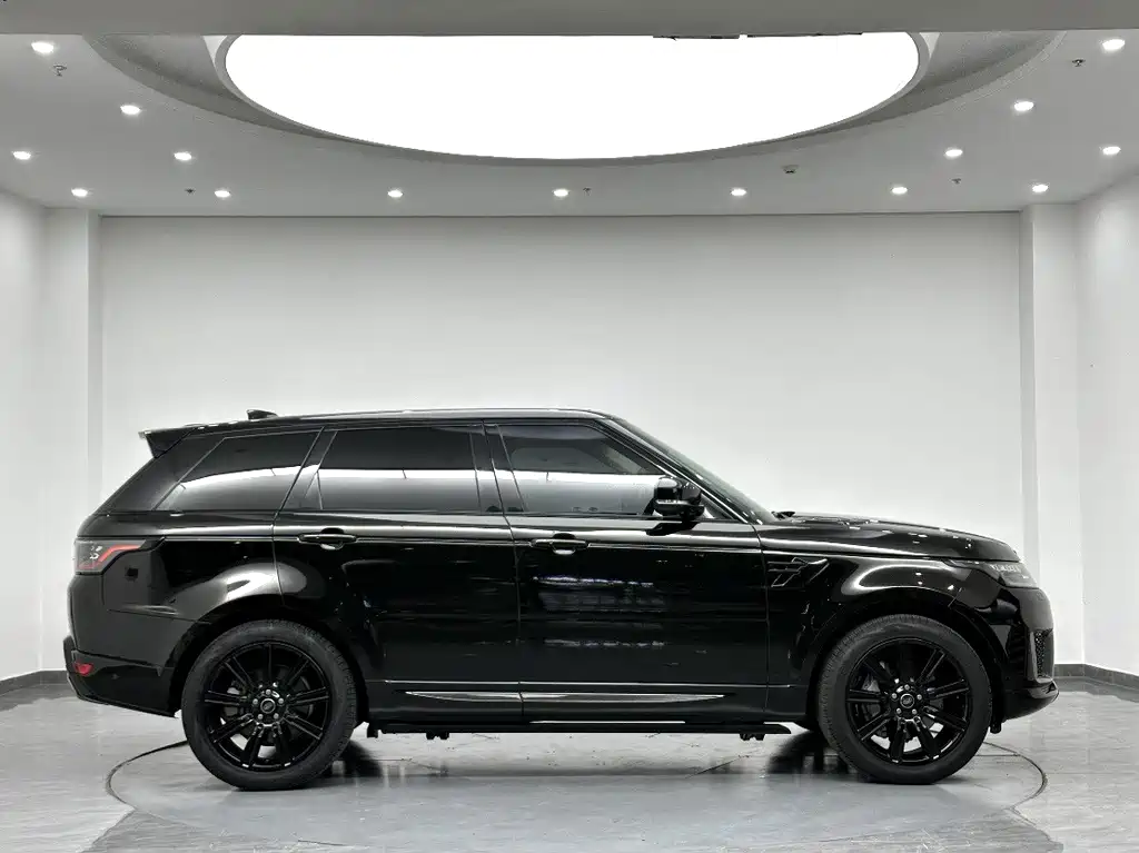 Land Rover Range Rover Sport 2023 — фото 4