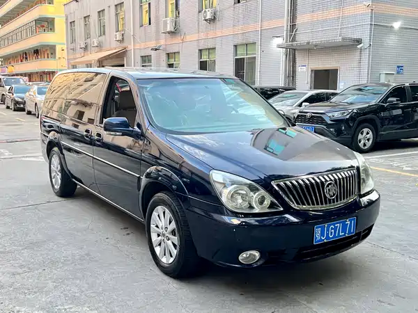 Buick GL8 2011