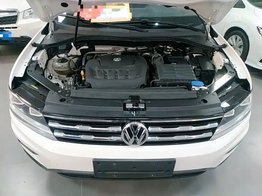 Volkswagen Tiguan L 2020 — фото 20