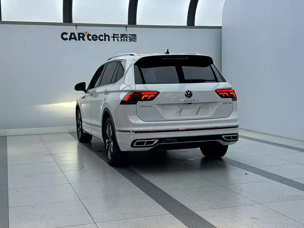 Volkswagen Tiguan L 2022 — фото 2