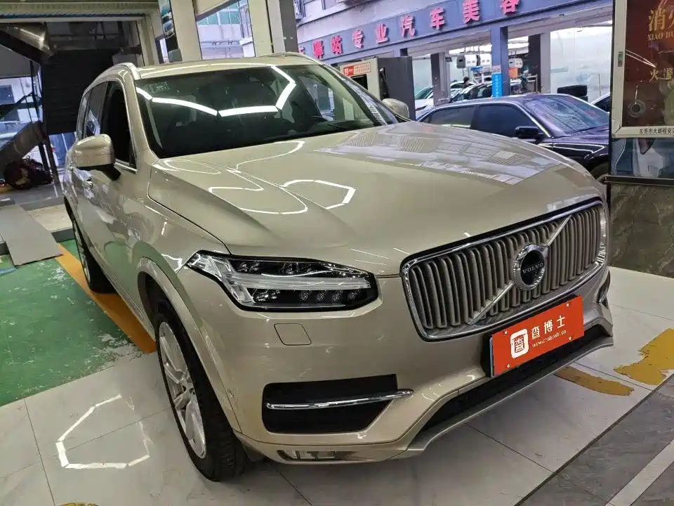 Volvo XC90 2016 — фото 4