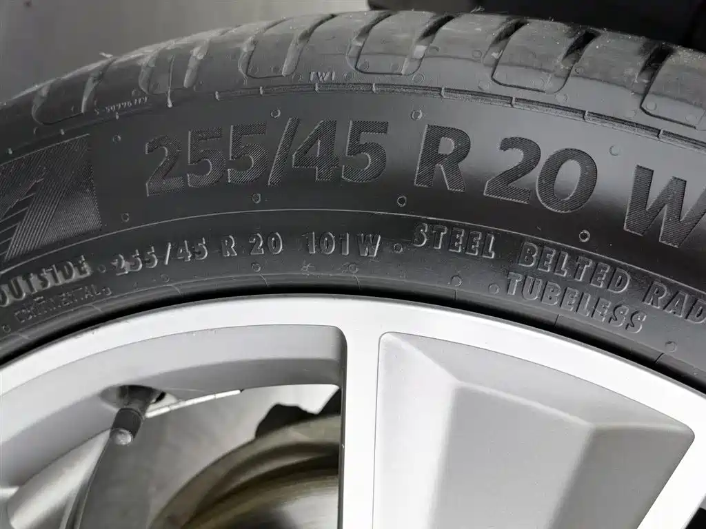 Audi Q5L Sportback 2022 — фото 24
