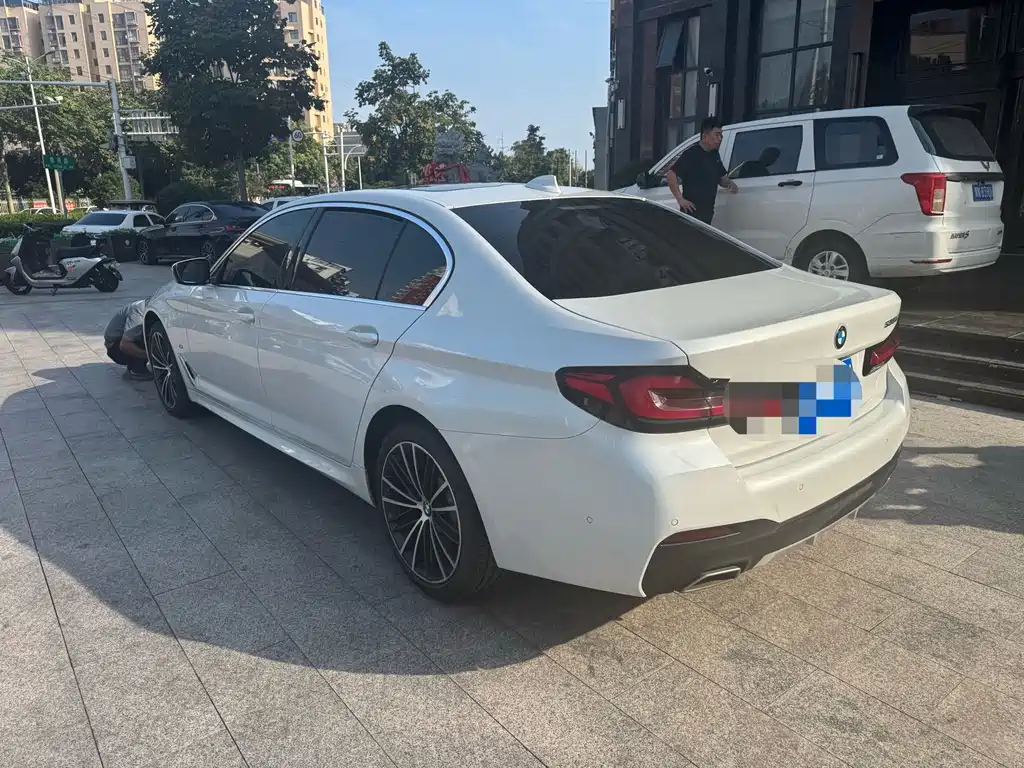 BMW 5 Series 2023