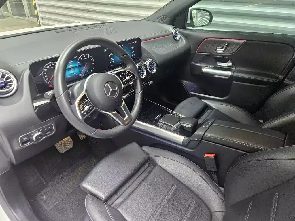 Mercedes-Benz GLA 2021 — фото 12