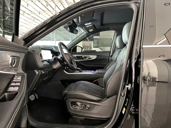 GAC Trumpchi GS8 2024