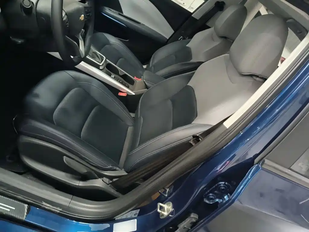 Chevrolet Cruze 2023 — фото 14