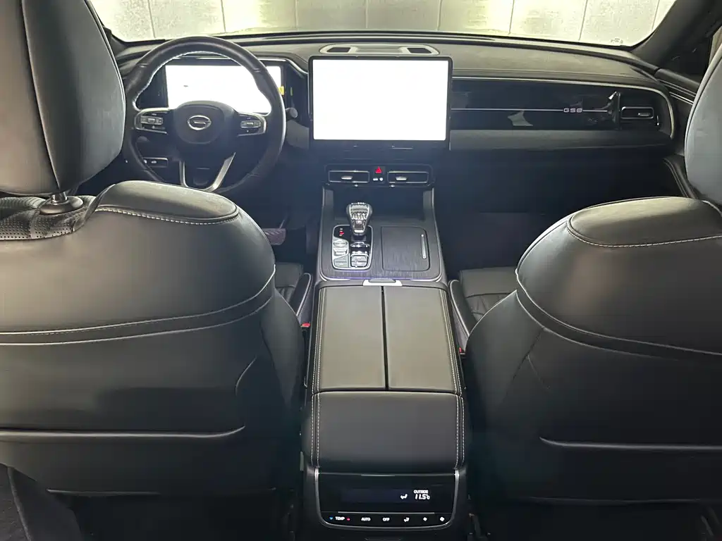 GAC Motor Trumpchi GS8 2024 — фото 15