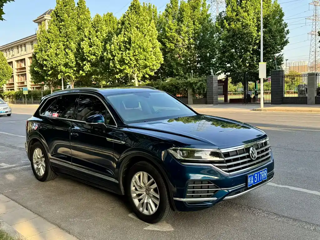 Volkswagen Touareg 2019 — фото 3