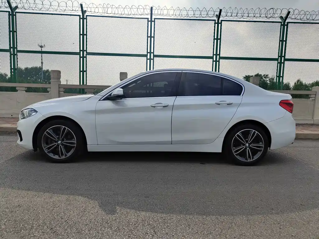 BMW 1 Series 2020