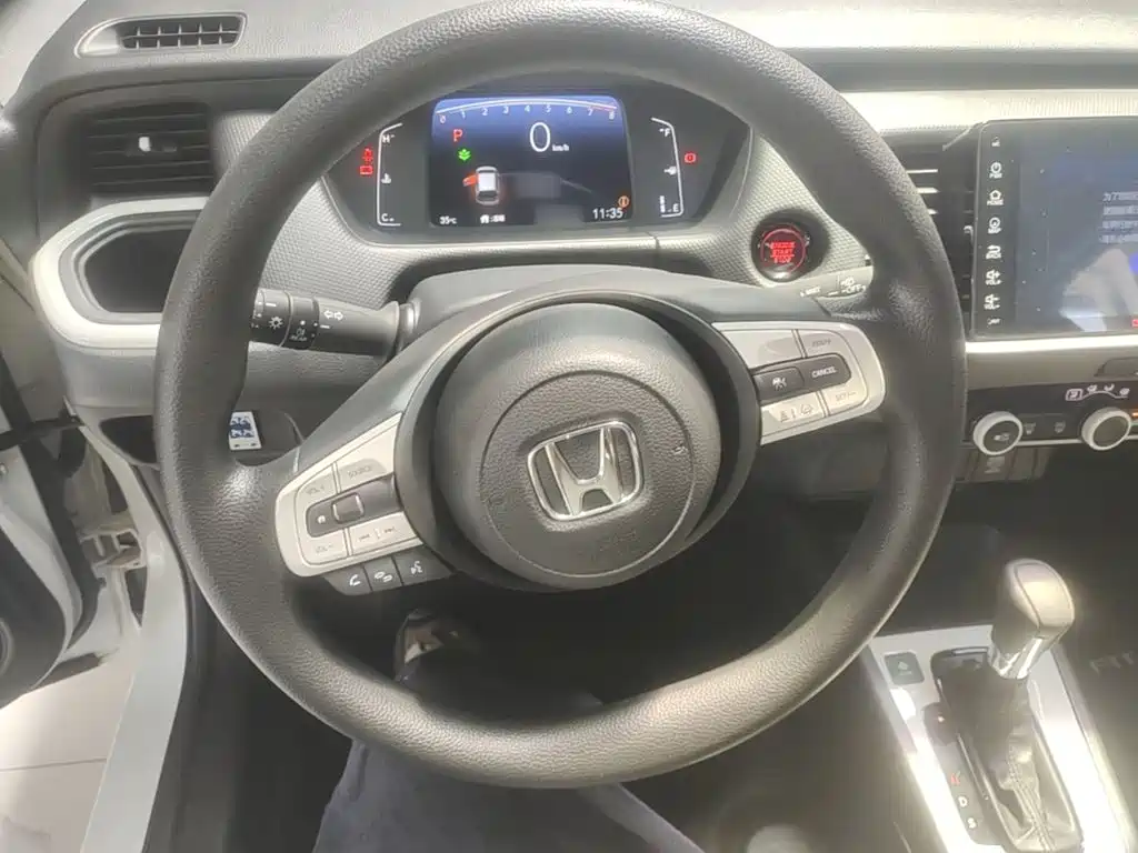 Honda Fit 2024 — фото 11
