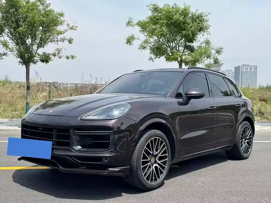 Porsche Cayenne 2018 — фото 1