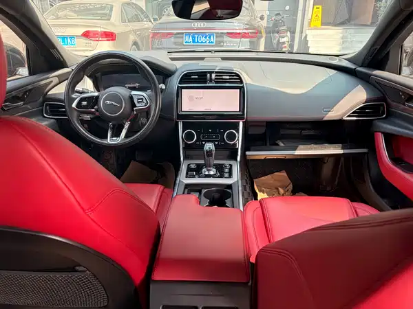 Jaguar XEL 2022
