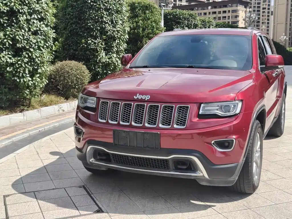 Jeep Grand Cherokee 2015 — фото 24