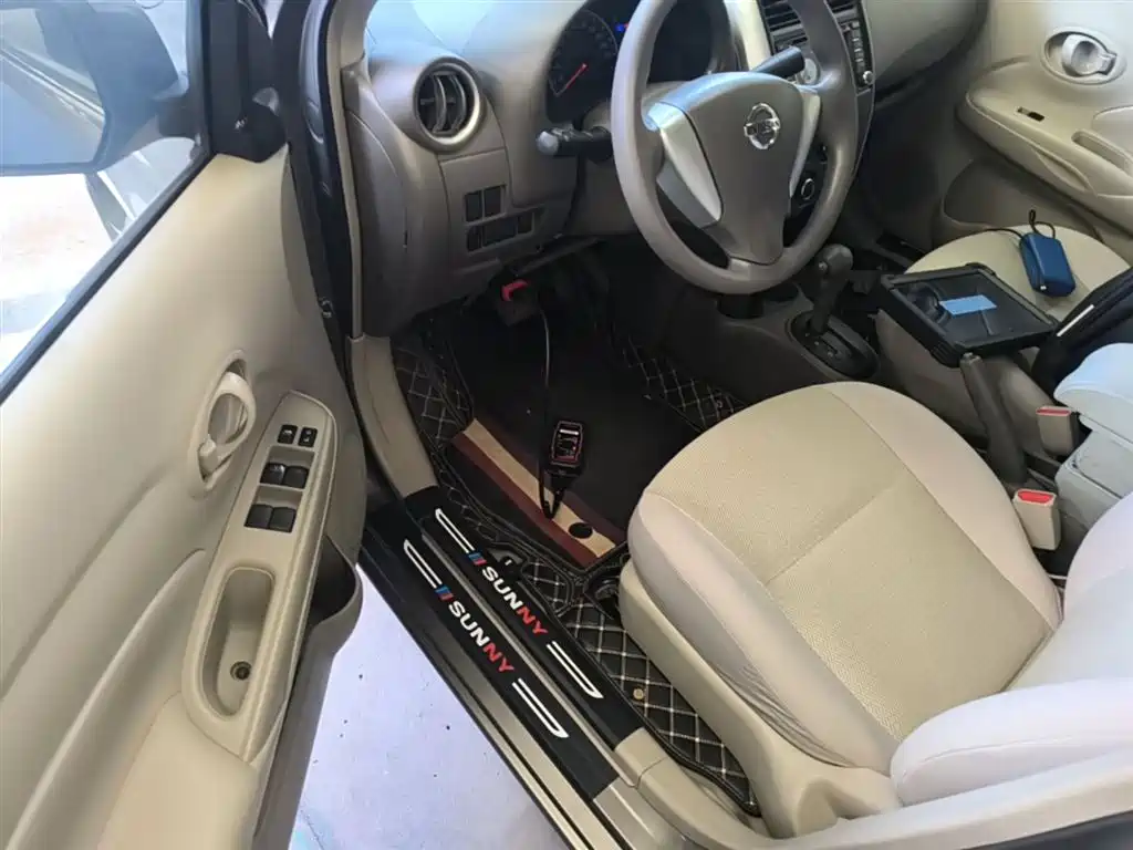 Nissan Sunny 2016 — фото 16