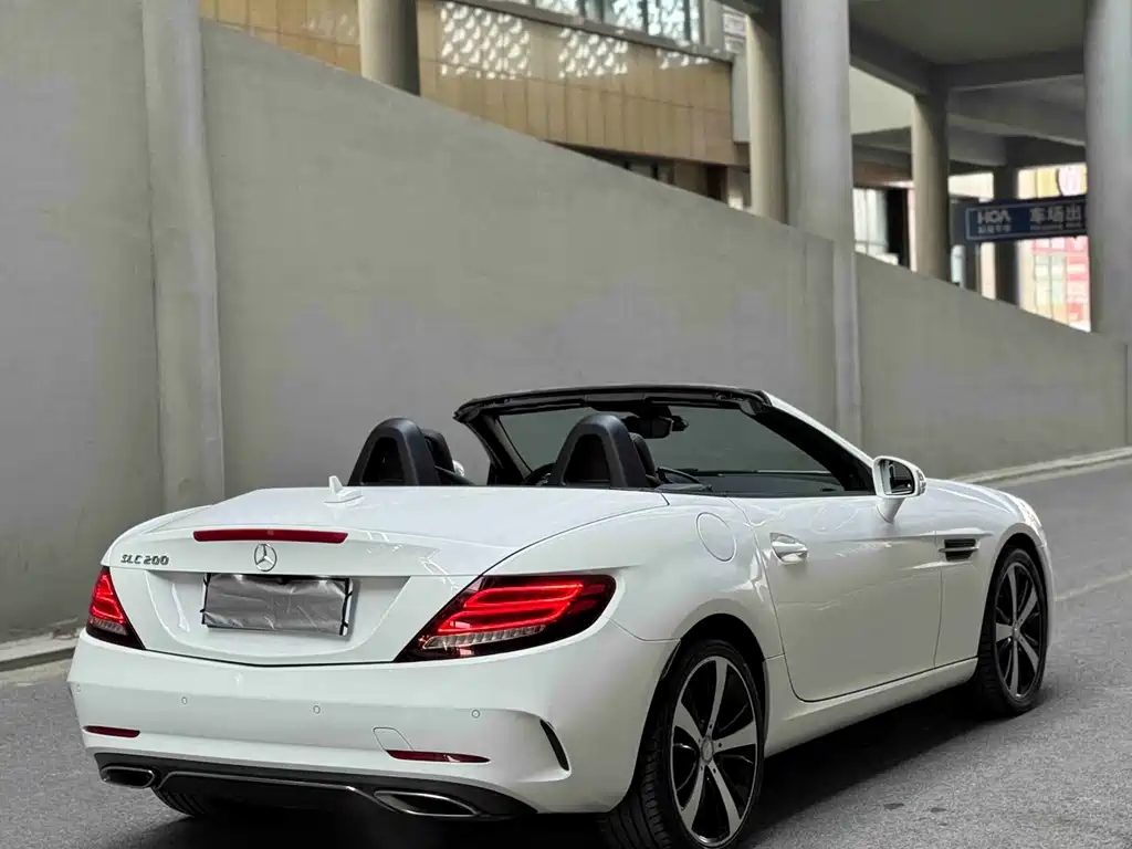 Mercedes-Benz SLC 2017 — фото 6