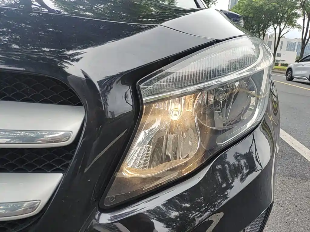 Mercedes-Benz GLA 2017 — фото 18