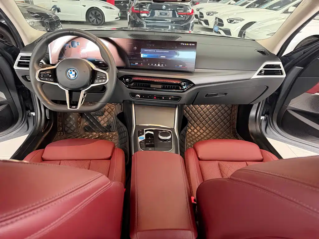 BMW i3 2025