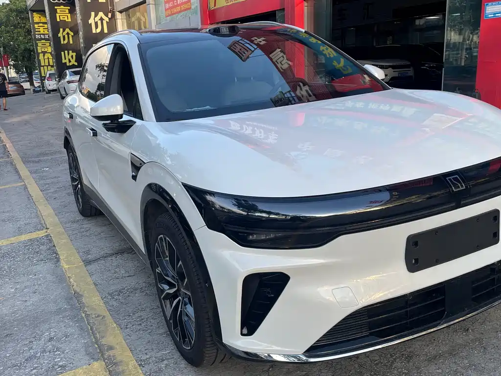 Zeekr 7X 2026