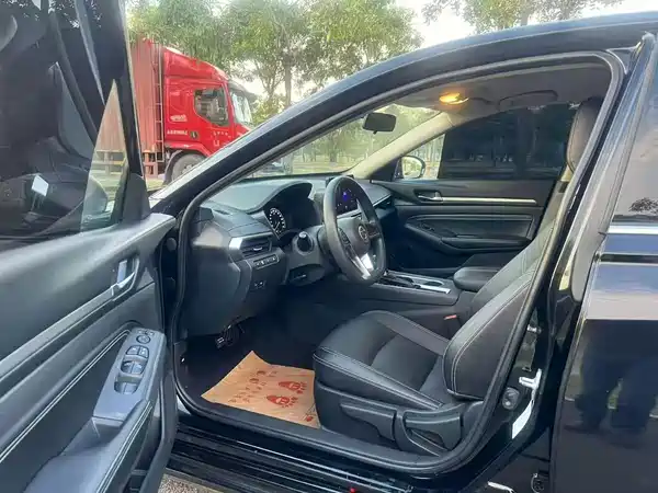Nissan Teana 2022