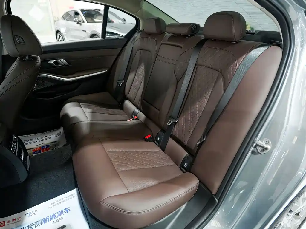 BMW i3 2022