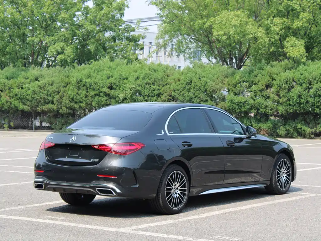 Mercedes-Benz C-Class 2023 — фото 6