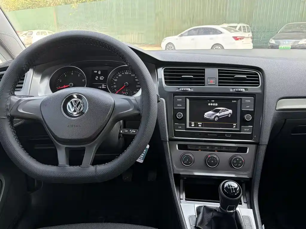 Volkswagen Golf 2015 — фото 10