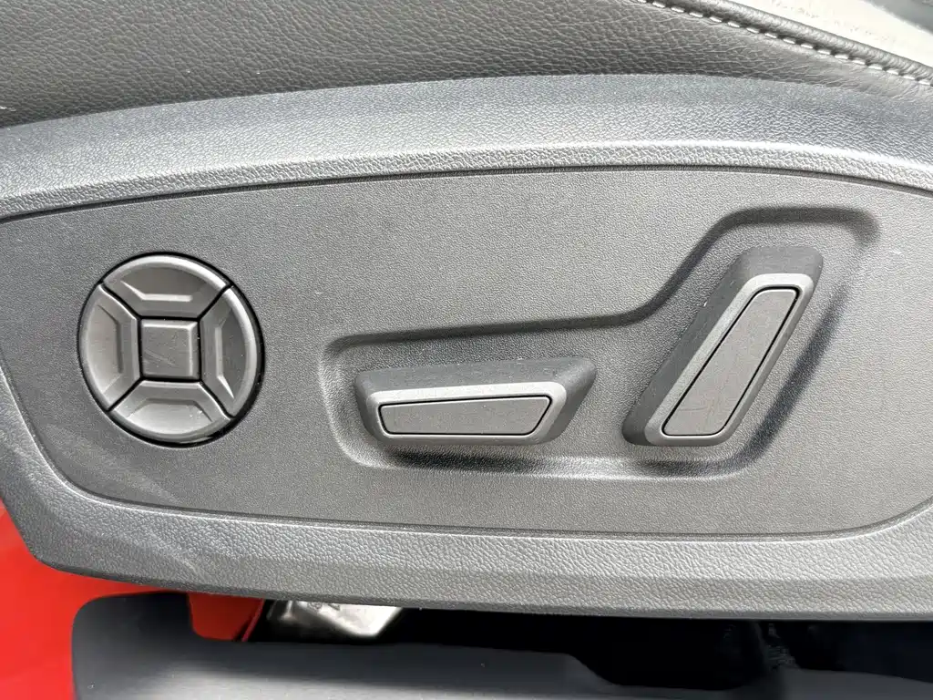 Audi Q3 2021 — фото 20