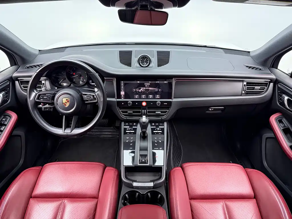 Porsche Macan 2023 — фото 6