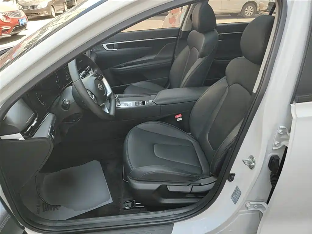 Hyundai Mistra 2021 — фото 15