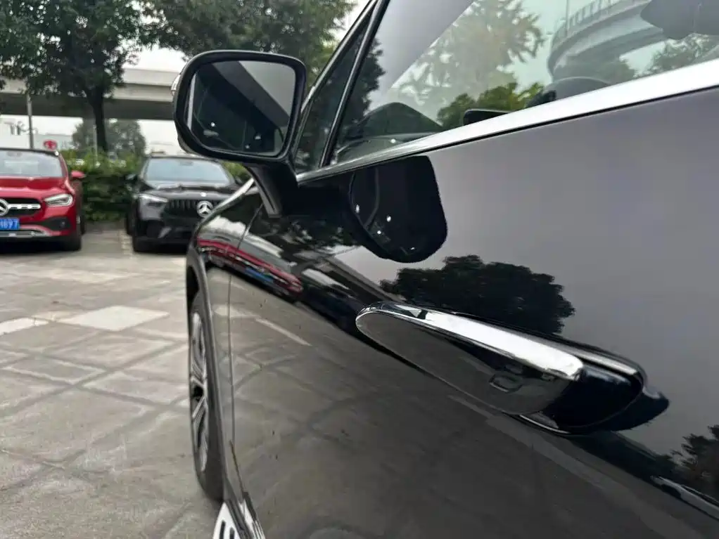 Mercedes-Benz EQE SUV 2025 — фото 10