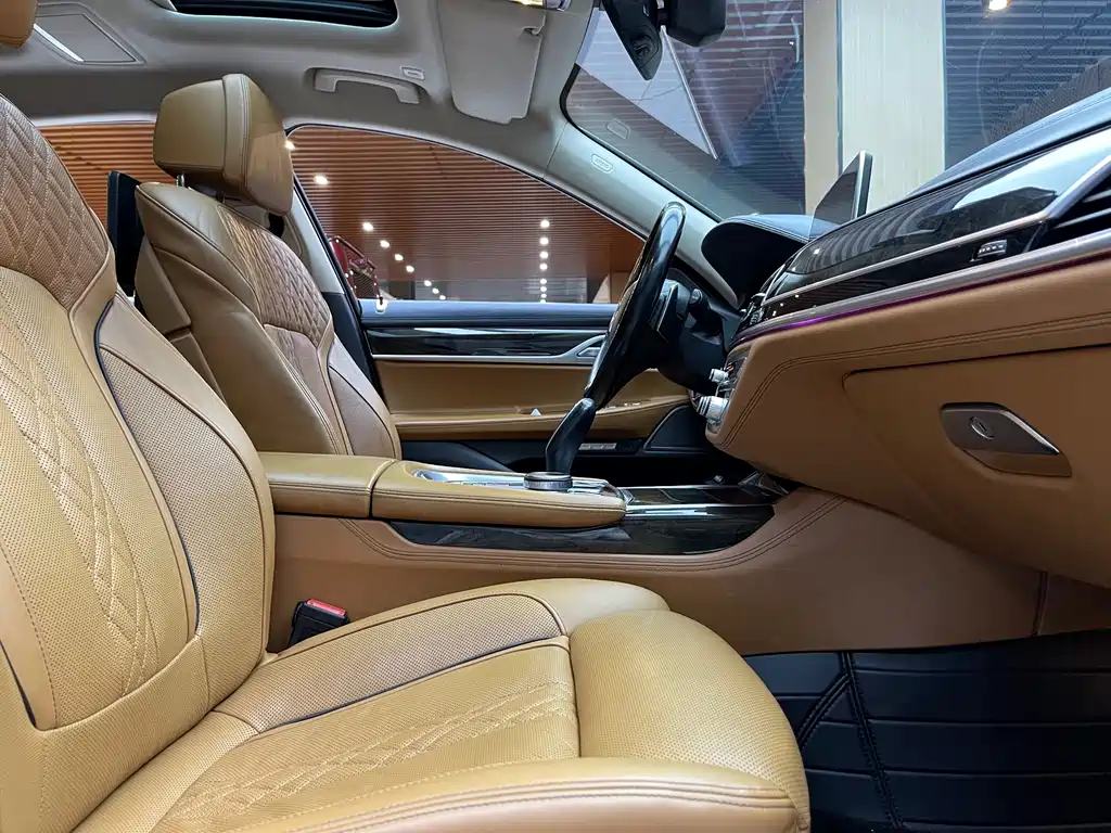BMW 7 Series 2016 — фото 7