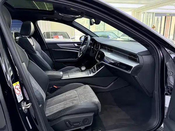 Audi A6L 2021
