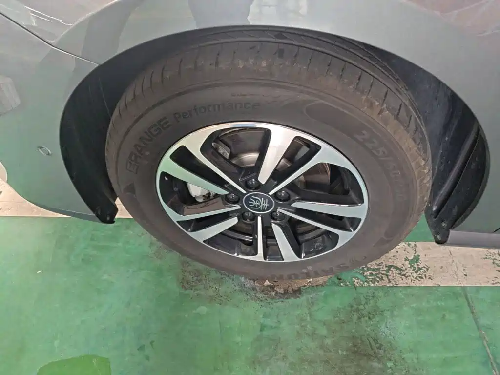 BYD Qin PLUS 2025 — фото 23