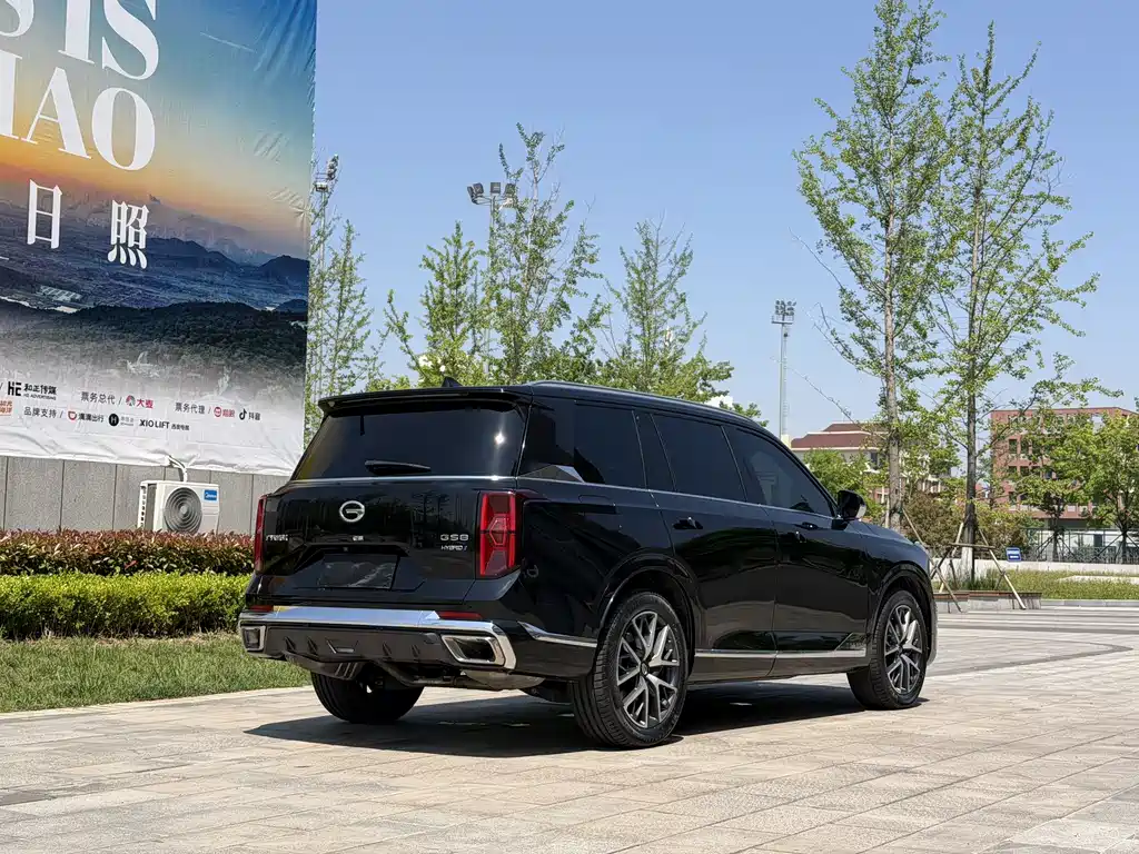 GAC Motor Trumpchi GS8 2022 — фото 9