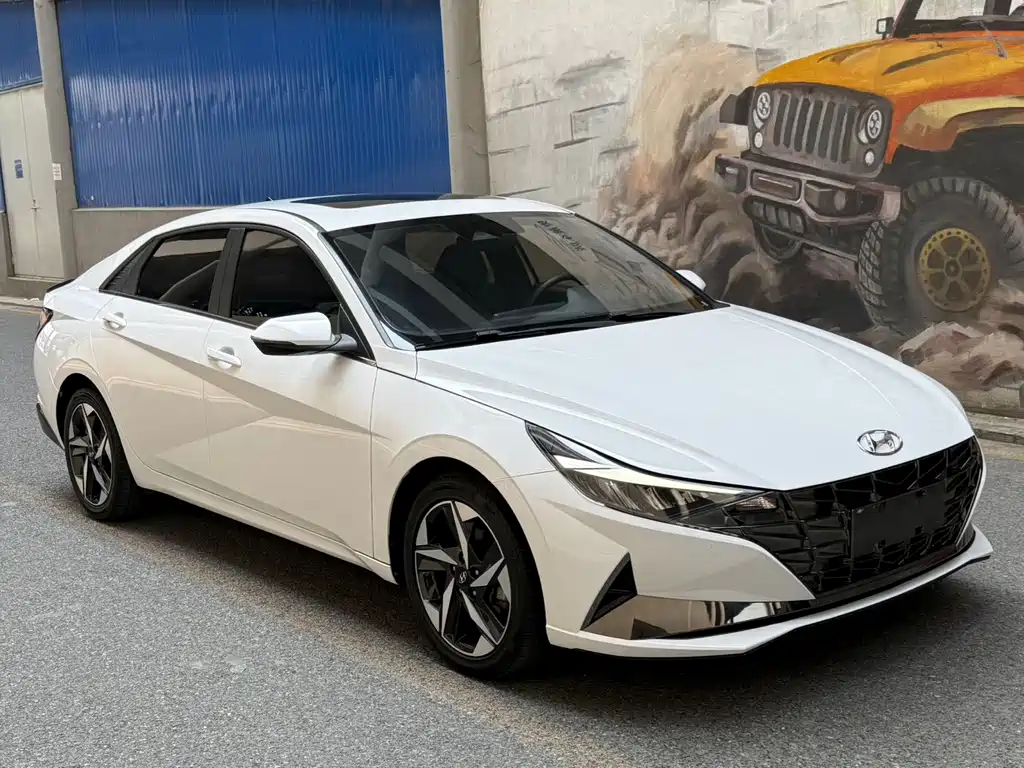 Hyundai Elantra 2021