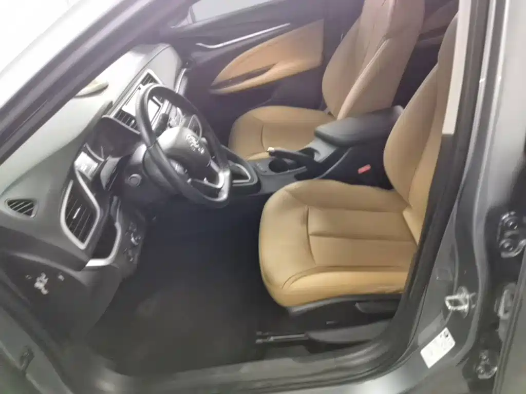 Buick Excelle 2019 — фото 15