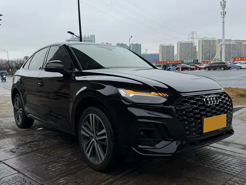 Audi Q5L Sportback 2021 — фото 3