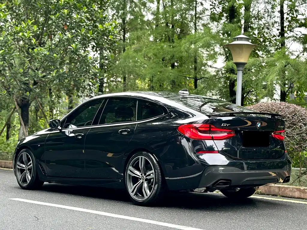 BMW 6 Series GT 2018 — фото 6