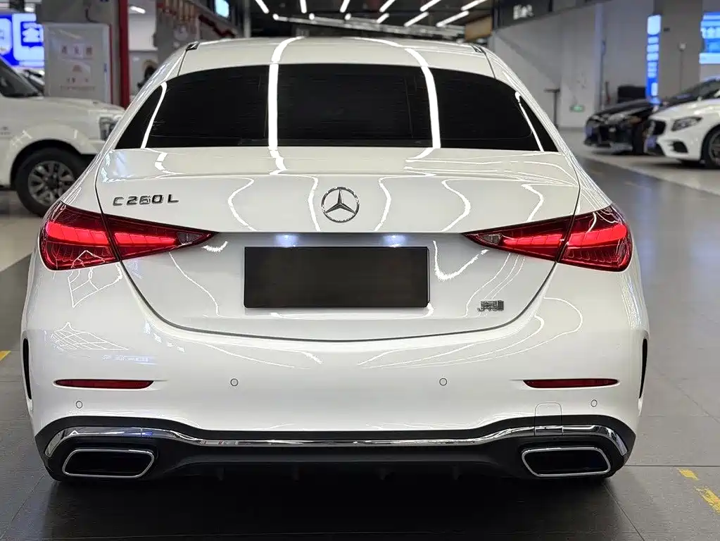Mercedes-Benz C-Class 2023 — фото 8